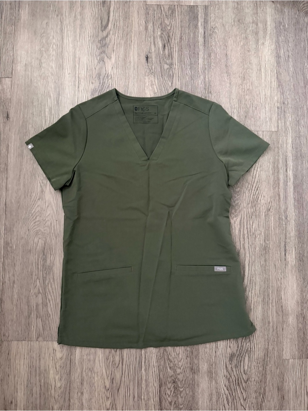 Moss Casma Scrub Top & Yola Scrub Pants
